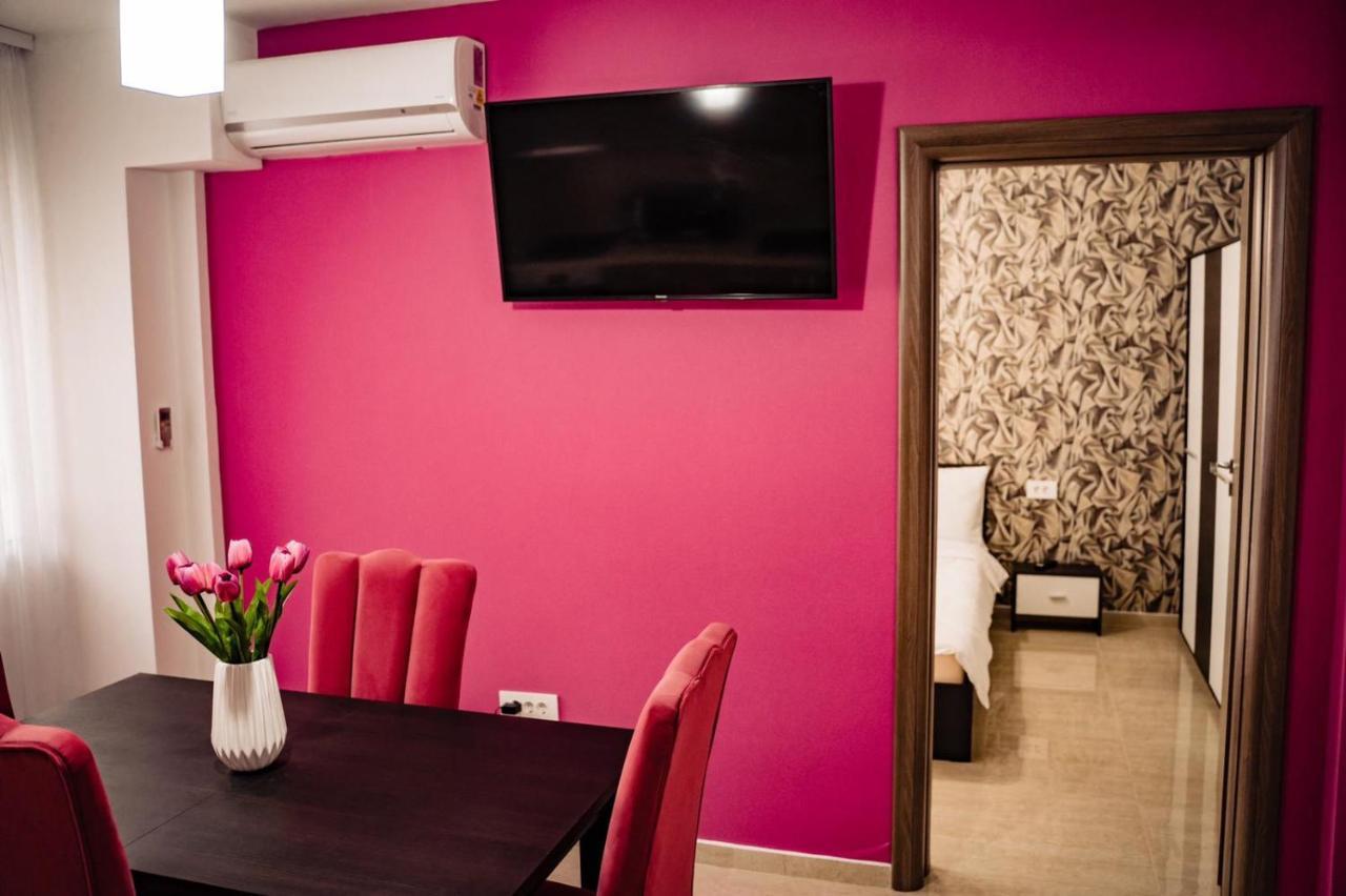 Apartment Gabriela'S Home Oradea Zewnętrze zdjęcie